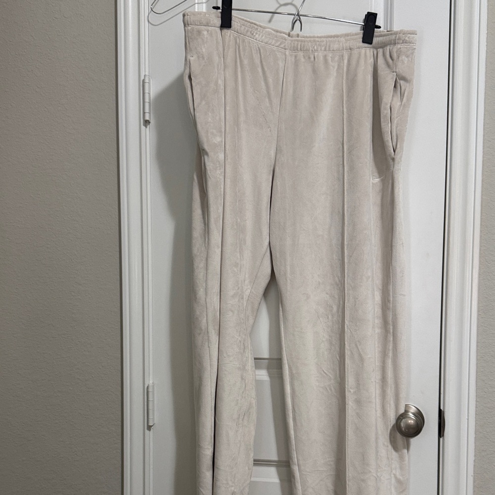 Nike Cream Velour Joggers